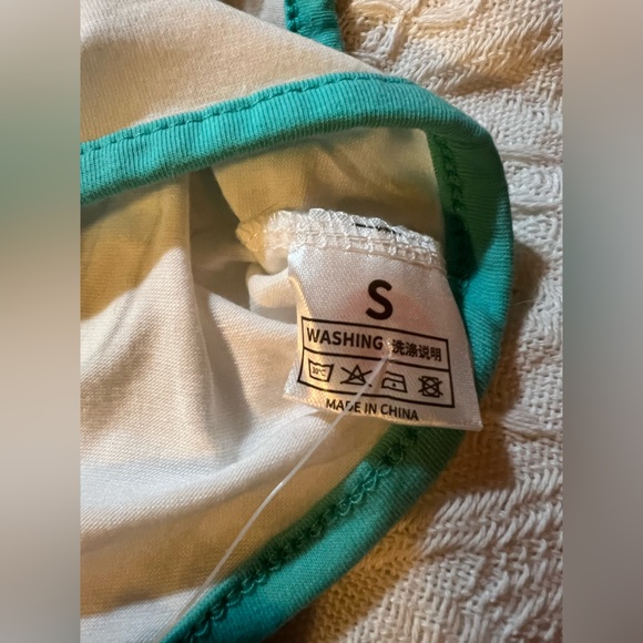 Dog Cat Shirt with Zipper Pouch and Summer Tank Top- 1 of each design - Picture 5 of 9